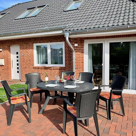 Haus Duenenbaer Holiday home Bohl