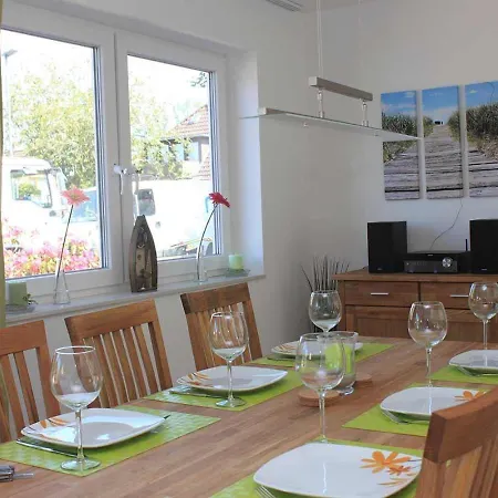 Haus Dünenbär Ferienhaus *